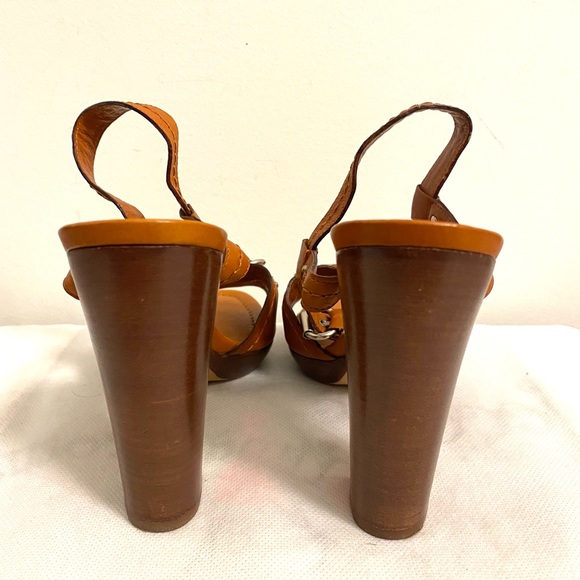 Authentic Dior heels - Picture 3 of 10